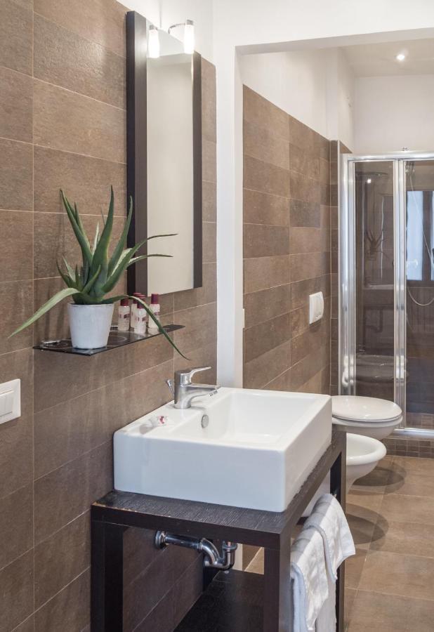Rialto Apartments Whit Lift Veneza Exterior foto
