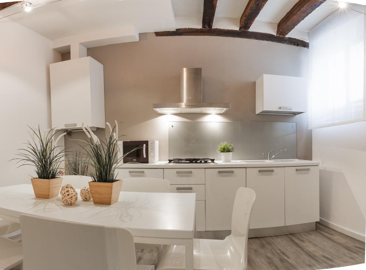 Rialto Apartments Whit Lift Veneza Exterior foto