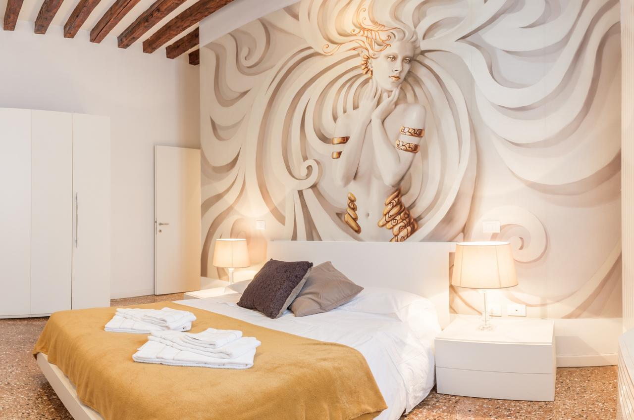 Rialto Apartments Whit Lift Veneza Exterior foto