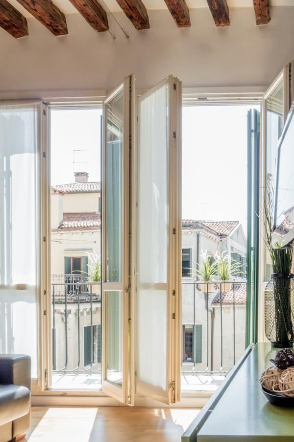 Rialto Apartments Whit Lift Veneza Exterior foto