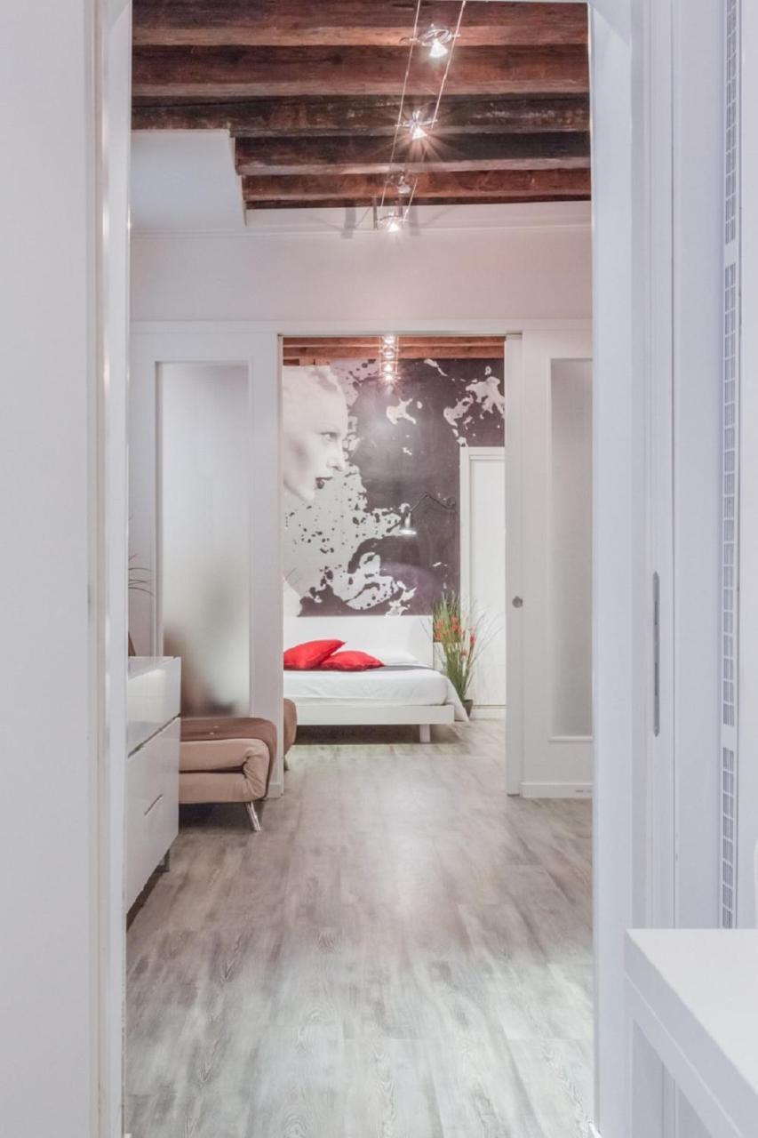 Rialto Apartments Whit Lift Veneza Exterior foto